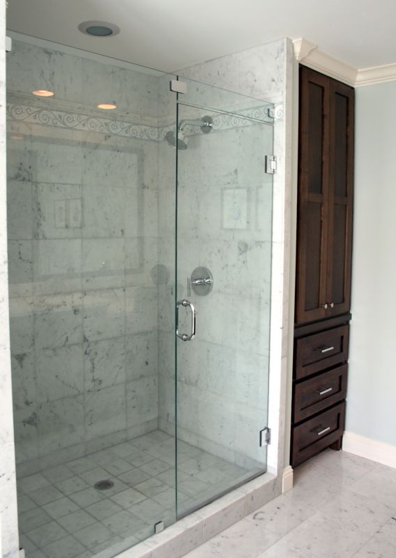 Minimalist Shower Designs